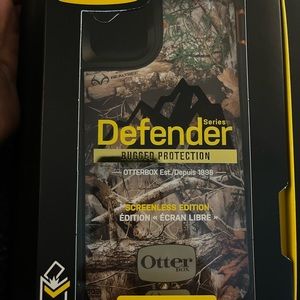 Camo otterbox with clip